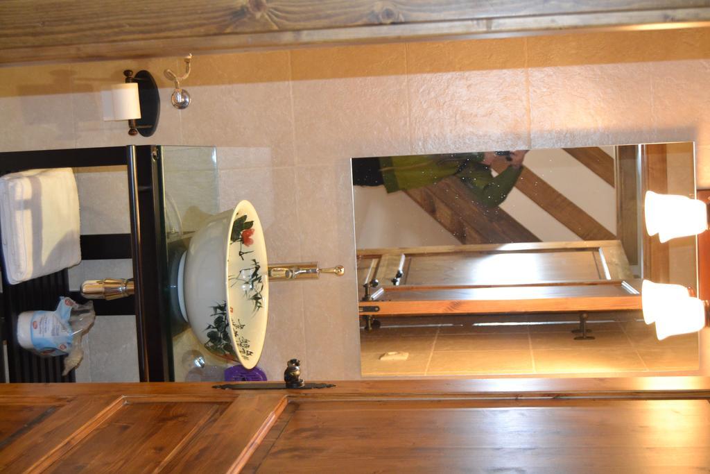 Hostal La Muntanya Castellar De N'Hug Exterior foto