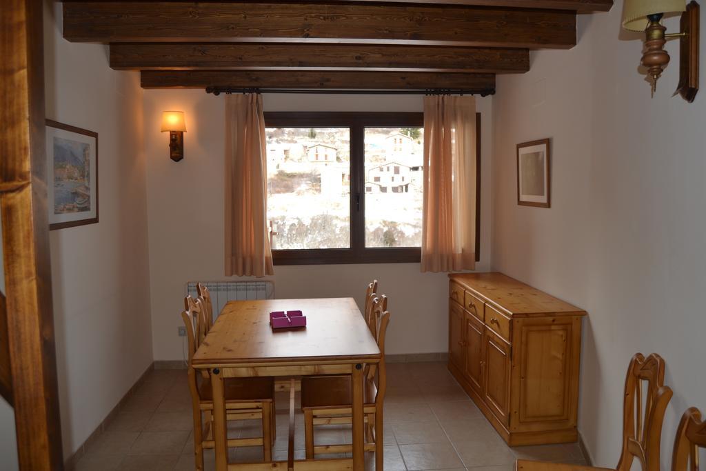 Hostal La Muntanya Castellar De N'Hug Exterior foto